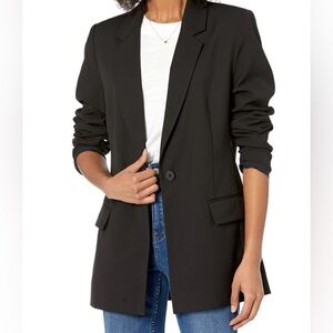 [🟡 Bundle 10 items for $25] 
Elegant Black Women's Blazer